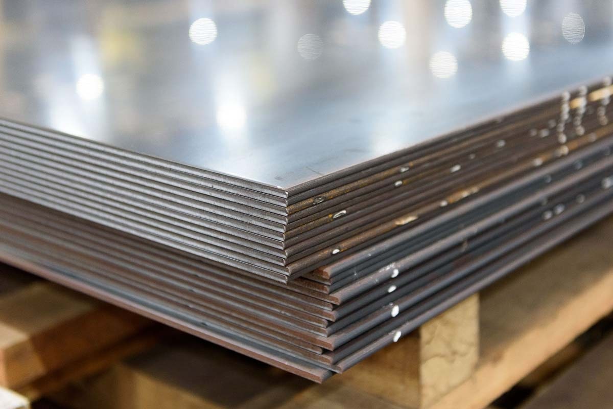 وزن ورق گالوانیزه؛ کلید برآورد دقیق سازهای و مالی در پروژههای ساختمانی