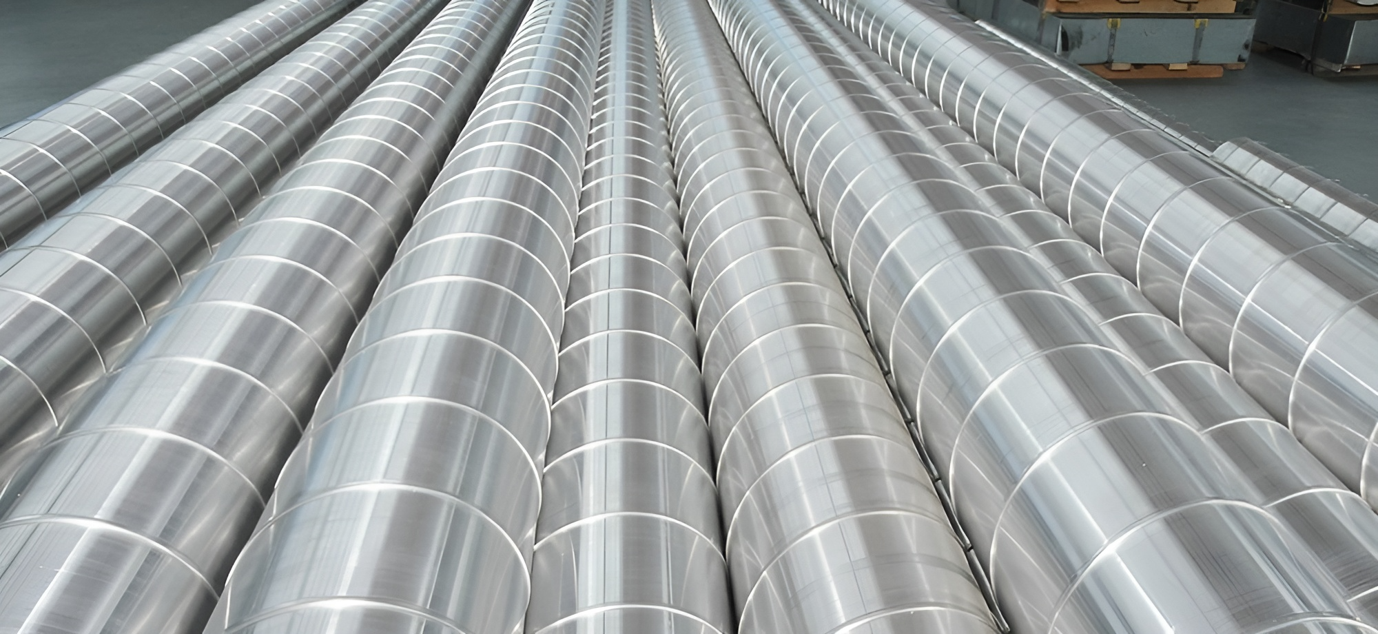 همه چیز درباره لوله اسپیرال؛ مشخصات فنی، مزایا و کاربردها + تفاوت با لوله بدون درز